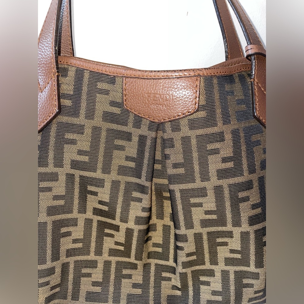 Vintage Fendi Zucca FF logo tote handbag - Picture 2 of 15